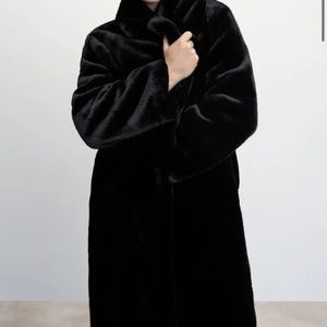 Mango Oversize Faux Fur Coat Large Black